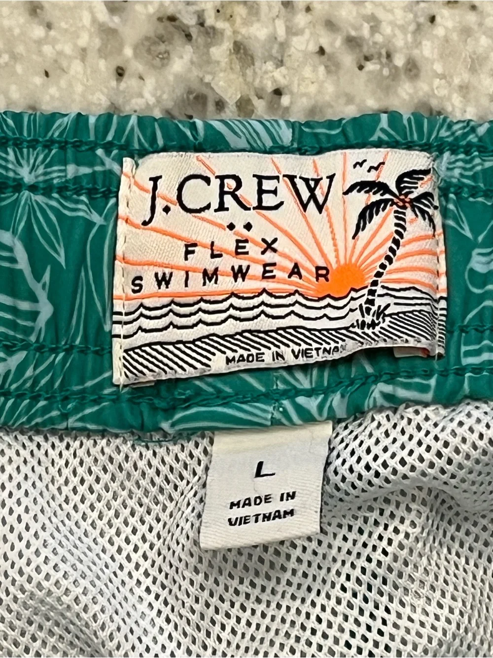 J.Crew Men’s Swim Large Lined Swim Shorts Tropical Green Print 6” Inseam